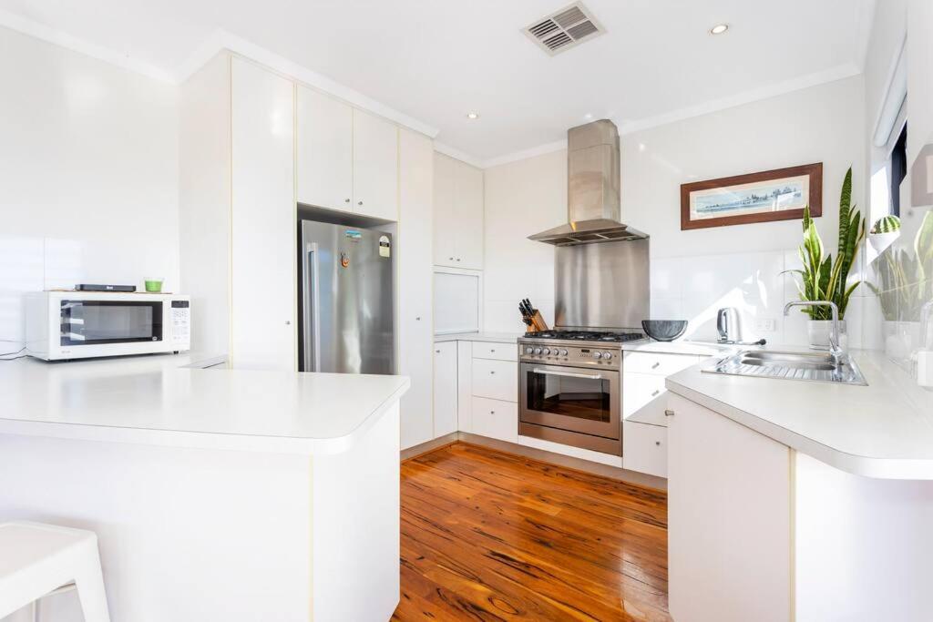 Scarborough Hilltop Apartment - Executive Escapes Perth Bagian luar foto